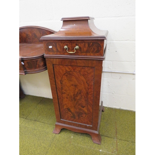 1119 - Regency Flame Mahogany Twin Pedestal Buffet cabinet with wine cooler drawer to one side. H:46 x W:72... 