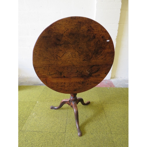 1122 - Antique Tilt top circular mahogany table. See photos.