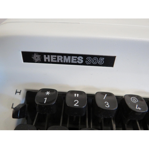 1146 - Hermes 305 Typewriter in good order with case. See photos.