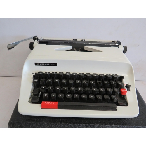 1146 - Hermes 305 Typewriter in good order with case. See photos.