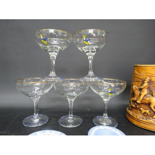 661 - Mixed lot to include Babycham glasses, Wedgwood Jasperware. Etc.