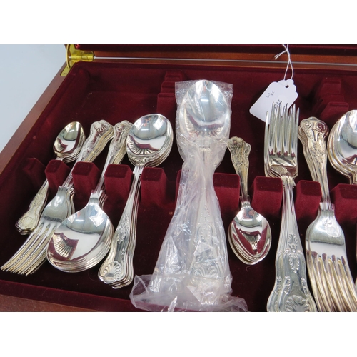 668 - Cooper Ludlum 60 pieces cutlery set in the Kings pattern.