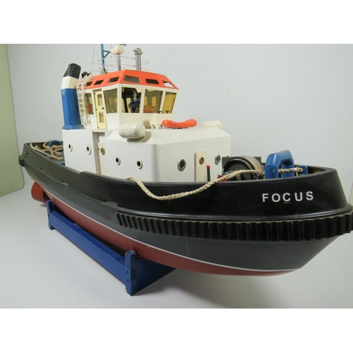 960 - Hand Made Model of a Tug boat which measures approx 29 inches long x 9 inches wide, 18 inches tall. ... 