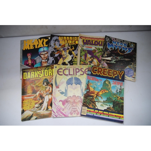 898 - 28 vintage Comics, see photos.