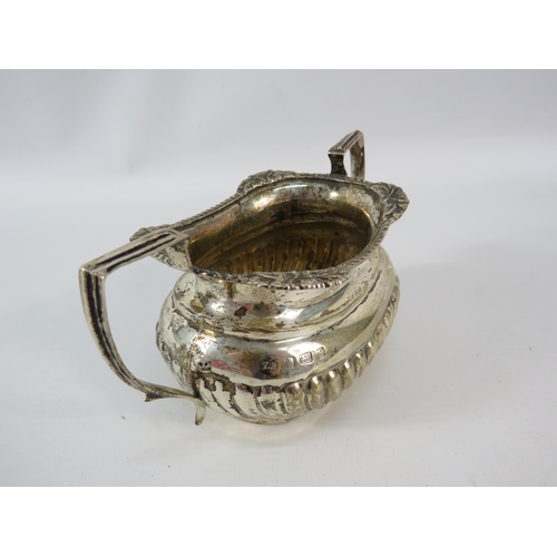 782 - Birmingham 1902 sterling silver twin handle sugar bowl, 140 grams.