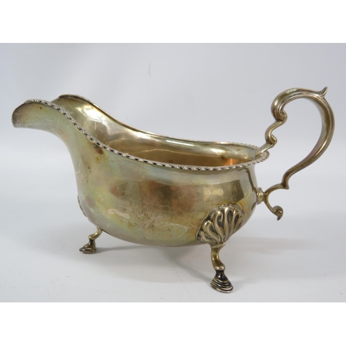 783 - Birmingham 1927 sterling silver sauce boat, 170 grams