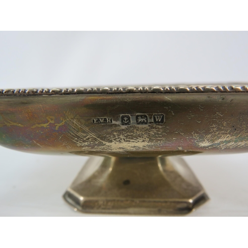 784 - Birmingham 1946 Ernest Haywood sterling silver pedestal dish, 144 grams.