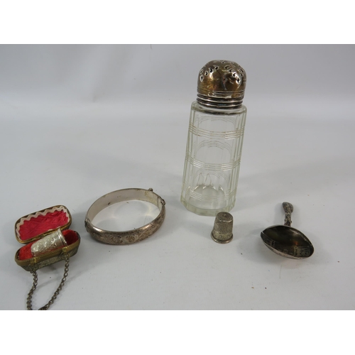 788 - Mixed sterling silver including Two Thimbles, bangle, sugar sifter etc, silver weight 44 grams.