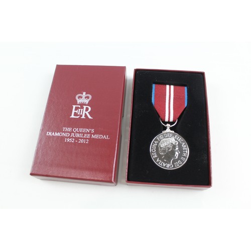 218 - Boxed ERII Queens Diamond Jubilee Medal       378022