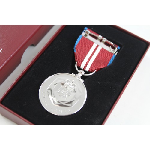 218 - Boxed ERII Queens Diamond Jubilee Medal       378022