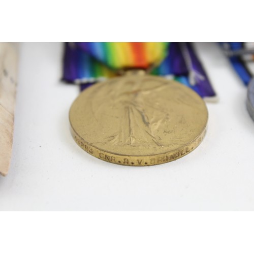 221 - Boxed WW1 Medal Pair 49283 Gnr A.V. Bramall RA       682835