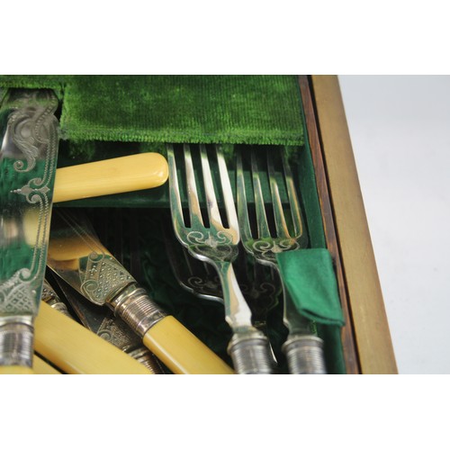 226 - Vintage Cutlery Sets John Green, Roberts, Mosley & Co 26 Piece w/ Wooden Canteen       475529