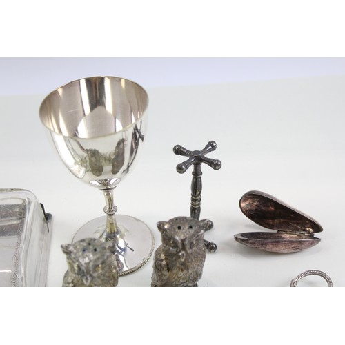 236 - Collectable Silver Plate Items Inc Goblet, Trinket Dish, Cruet Set Etc       574425