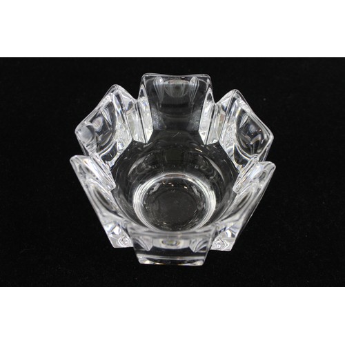 238 - Orrefors Swedish Crystal Glass Bowl       574428