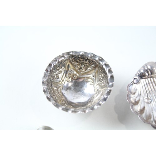 270 - 6 x Antique / Vintage .925 Sterling Silver Salt Dishes & Condiment Spoons (50g)       656873