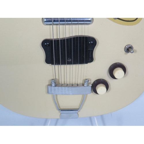 2006 - Vintage Danelectro Solid body electric Guitar in very good condition and finished in Grained Ivory/C... 