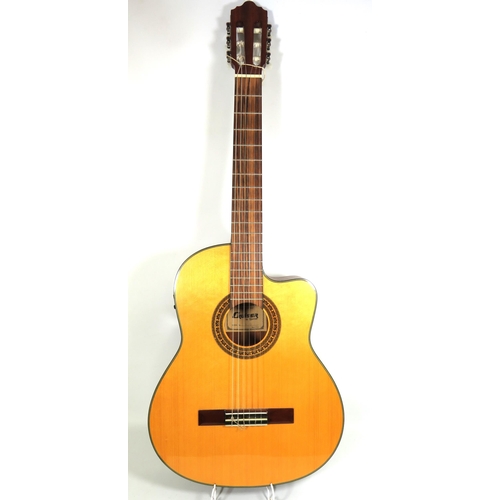 2042 - Lovely Accoustic Guitar by Grafter, The 'Cruiser' model. In lovely condition. Comes with hard carry ... 