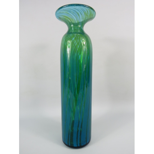 36 - 1970s believed to by a Micheal Harris Mdina tall art glass vase, 12