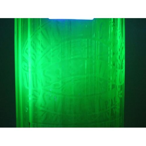 9 - Vintage French Uranium glass soda syphon, 12.5