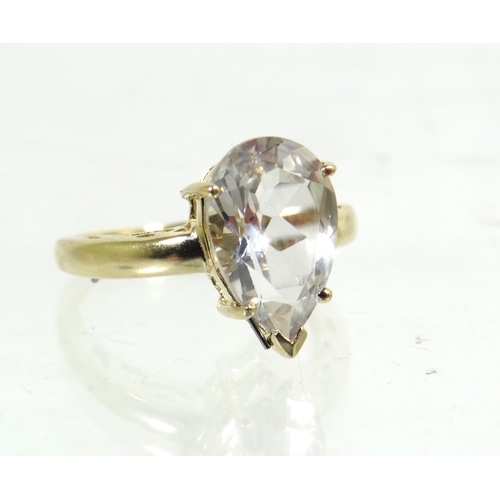 200 - 9ct Yellow Gold Ring set with an Almond shaped Cz Gemstone (12 x 8 mm)   Finger size 'L'    2.8g