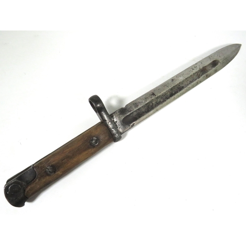 402 - M1938 Tokarev Soviet Bayonet with Leather scabbard.  Both in fair condition with small hold to end o... 