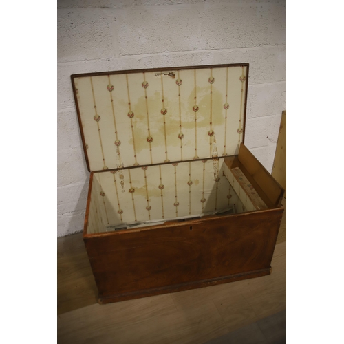 1209 - Antique Scumbled pine blanked box with candlebox within. Original Handles.  H:19 x W:37 x D:21 Inche... 