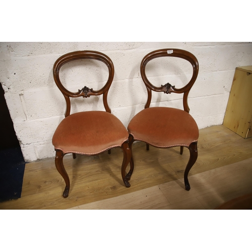 1213 - Circular low table with tooled leather top plus a pair of Vintage balloon back chairs. See photos.