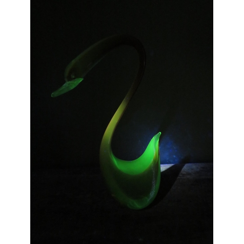 13 - Large Murano Sommerso Uranium art glass swan, 13 1/4