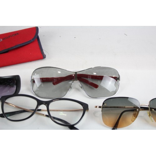 211 - Designer Sunglasses / Glasses Assorted Branded In Cases, Modern Joblot     700919