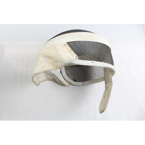 213 - Vintage Adult Fencing Mask / Foil     574535