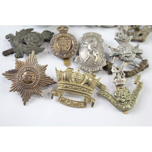 218 - Military Cap Badges Inc Notts & Derby, A&SH, Irish Gds, Etc x 10     682581