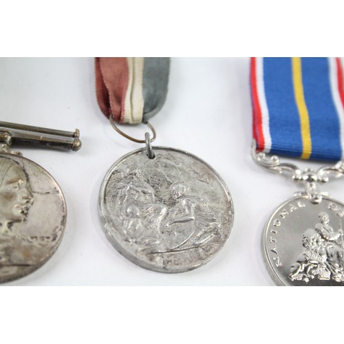 237 - WW1 1914 Mary Tin, Peace Medal, Red Cross Long Service & National Service x 4     683042