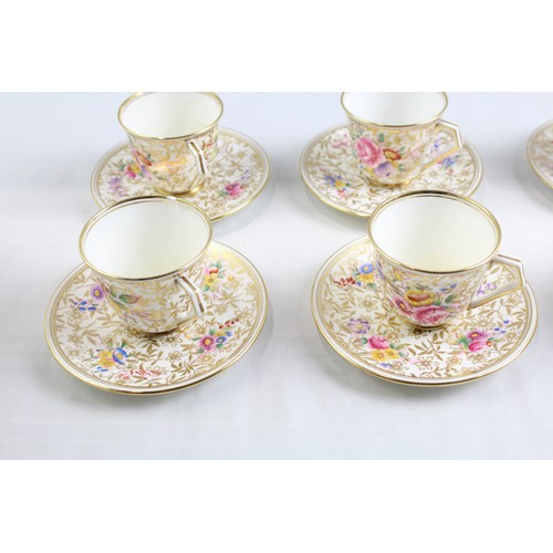 262 - Hammersley & Co Mid 20th Century Tea Cups & Saucers, English Rose Patern 2566 x6       441567