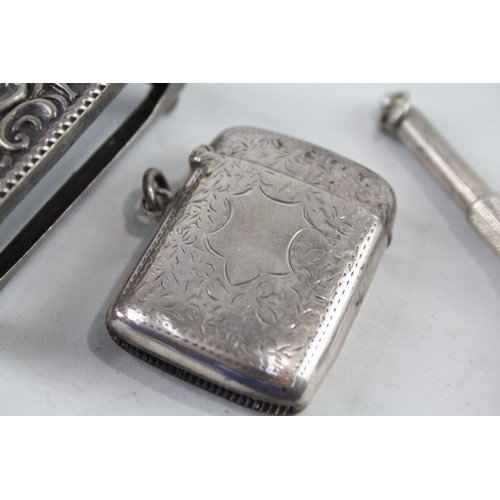 285 - 3 x Antique / Vintage .925 Sterling Silver Tobacciana Inc Vesta Etc (53g)      657080