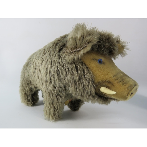 94 - Vintage Steiff Wild Boar teddy, original tag but button missing from the ear. 7