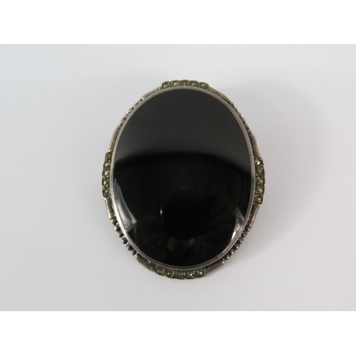 347 - Vintage 925 silver Whitby Jet & Marcasite pendant brooch, 5cm by 3.5cm.