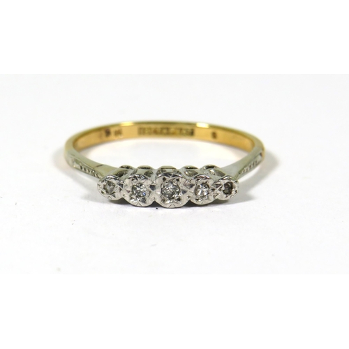 375 - 18ct Yellow Gold Ring with Five Illusion set Diamonds in a Platinum Mount. Finger size 'O'   2.3g