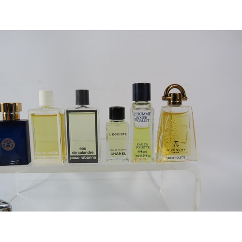 425 - 22 Mens Miniatures fragrances including Armarni, Versace, Chanel, Tiffany for men etc.