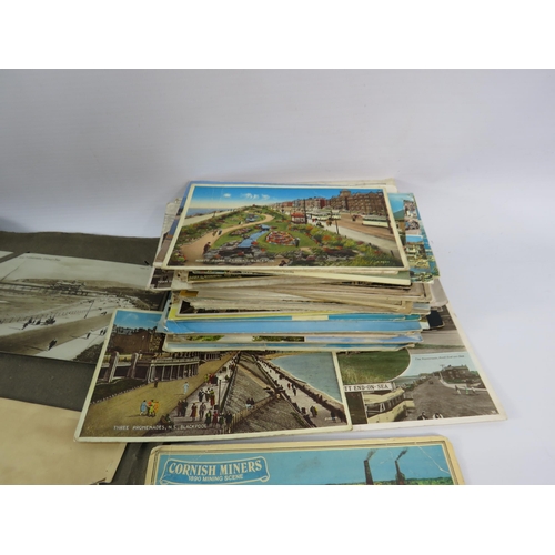 530 - Album of vintage topographical postcards plus a large selection of loose postcards including Bamfort... 