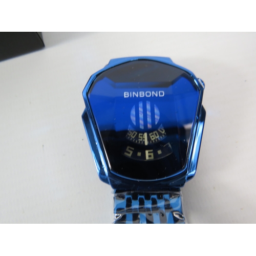 545 - Mens Binbond fashion watch as new in the box.