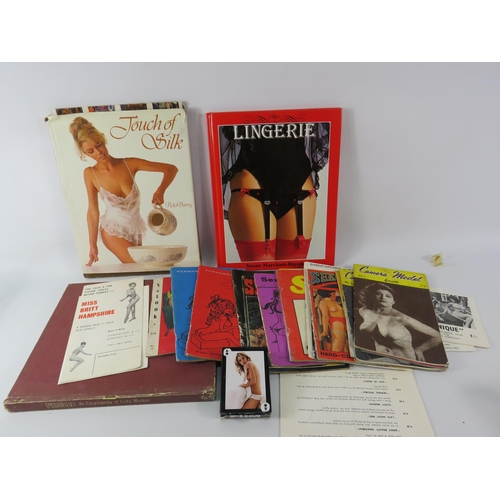 566 - THIS LOT HAS NOW BEEN WITHDRAWN BY THE VENDOR.
Selection of vintage books and magazines Adult erotic... 