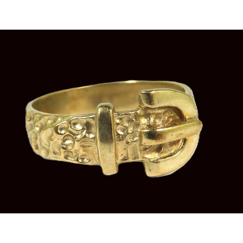 515A - 9ct Yellow Gold Gents Buckle Ring with attractive hammered finish.  Finger size 'S'    4.5g