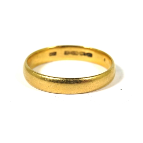 524A - 22ct Yellow Gold Plain Band. Finger size 'L'   2.2g