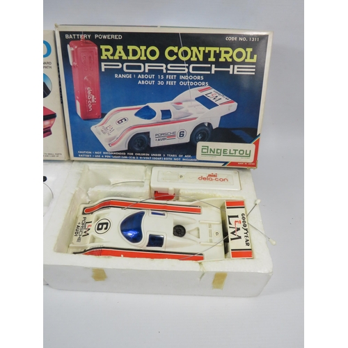 805 - THIS LOT HAS NOW BEEN WITHDRAWN BY THE VENDOR.
Two Vintage Radio Controlled cars FERRARI 288 GTO & P... 