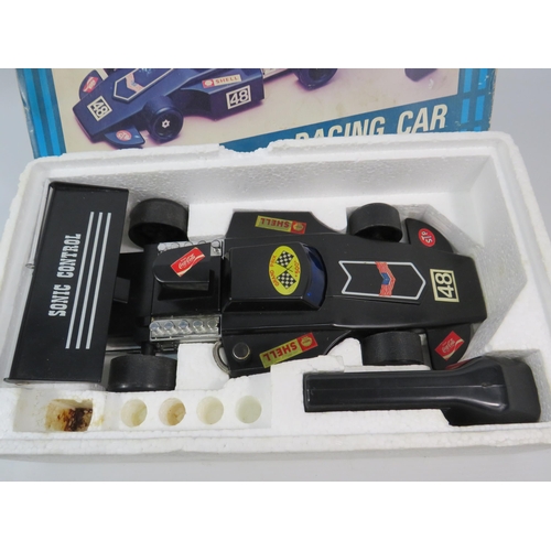 806 - THIS LOT HAS NOW BEEN WITHDRAWN BY THE VENDOR.
Vintage Einco Radio controlled car boxed.