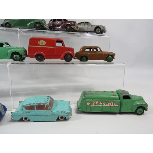 808 - THIS LOT HAS NOW BEEN WITHDRAWN BY THE VENDOR.
17 Playworn vintage diecast Dinky model vehicles, car... 