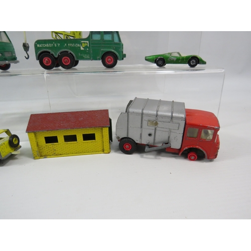 810 - THIS LOT HAS NOW BEEN WITHDRAWN BY THE VENDOR.
Ten playworn Matchbox Lesney diecast vintage vehicles... 