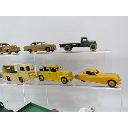 811 - THIS LOT HAS NOW BEEN WITHDRAWN BY THE VENDOR.
Fifteen playworn vintage Dinky diecast vehicles, cars... 