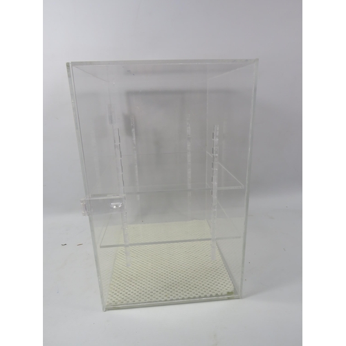 440a - Perspex display cabinet with shelves and lockable door,13 3/4