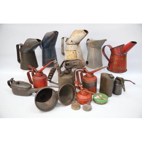 869 - THIS LOT HAS NOW BEEN WITHDRAWN BY THE VENDOR..
Good Selection of Vintage Oil cans. Blowlamps.  See ... 